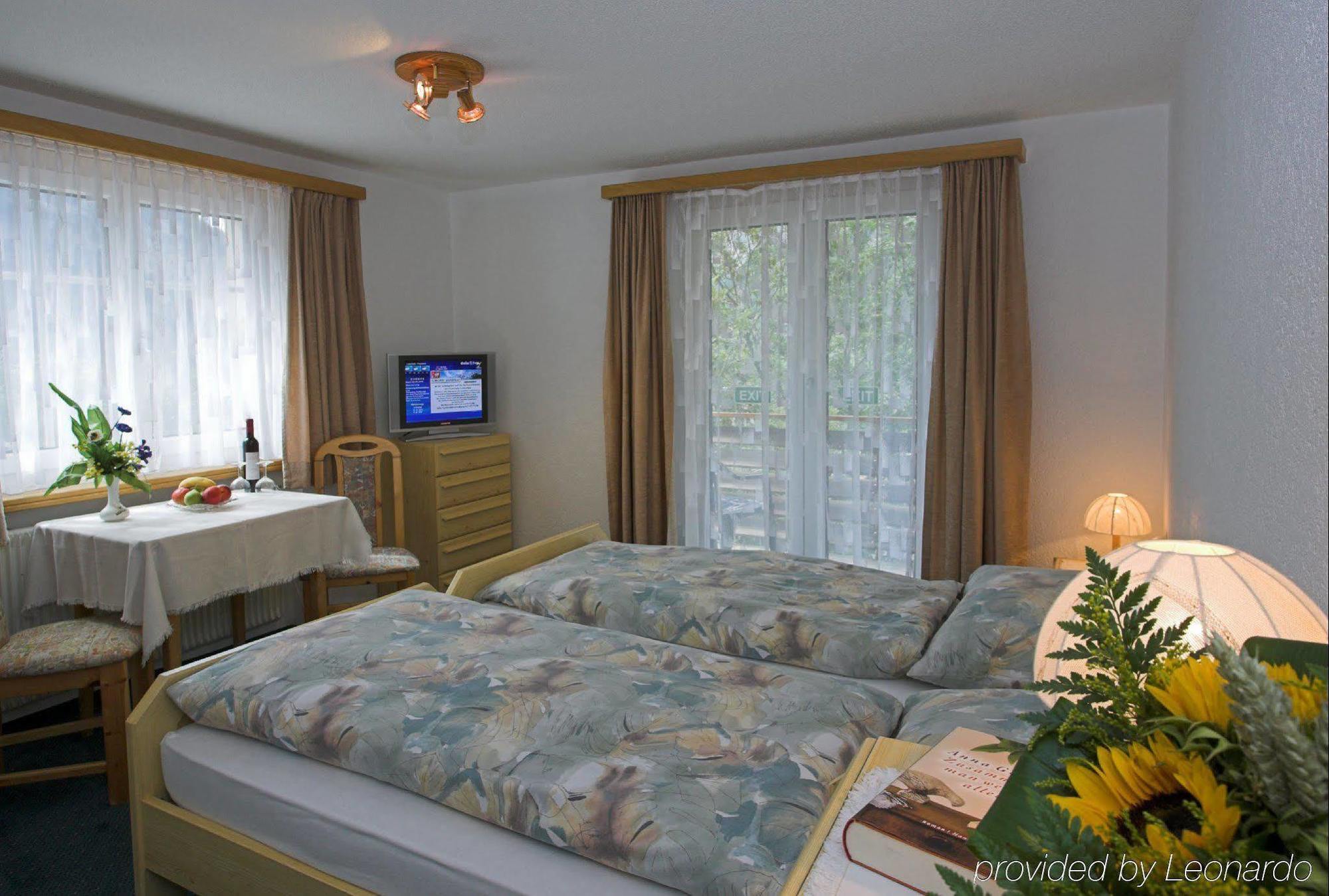 Hotel Walliserhof-Leukerbad-Therme Værelse billede